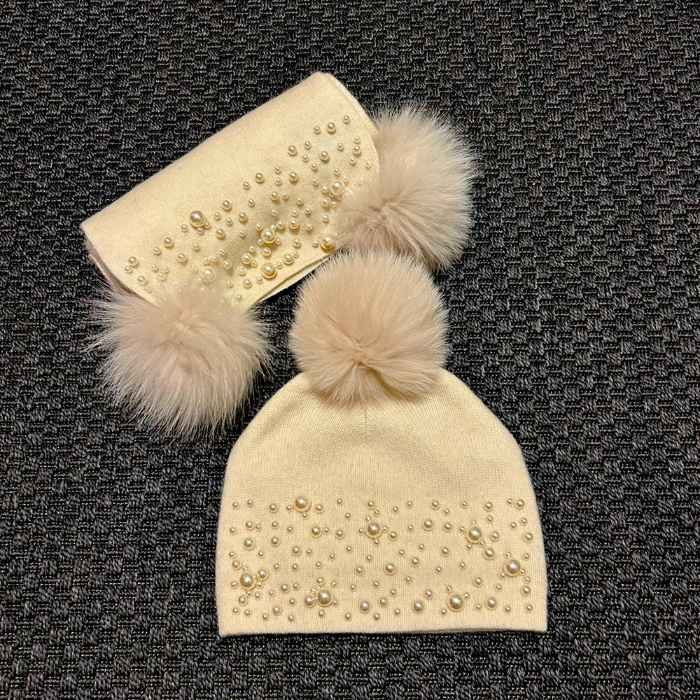 Mitchies set 100% wool Scarf and Tuque
